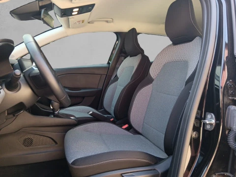 Renault Clio Techno E-Tech full hybrid 145 (103kw)