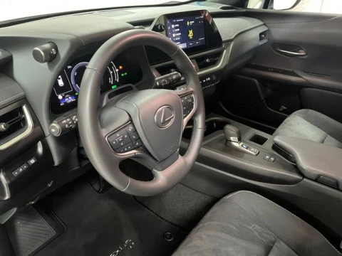 Lexus UX 2.0 300h UX Plus