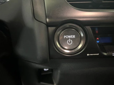 Lexus UX 2.0 300h UX Plus