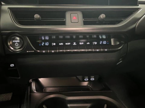 Lexus UX 2.0 300h UX Plus