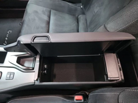 Lexus UX 2.0 300h UX Plus