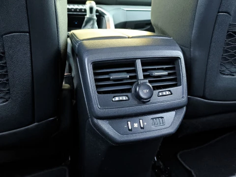 Peugeot 5008 PureTech 130 SANDS Allure 96 kW (130 CV)