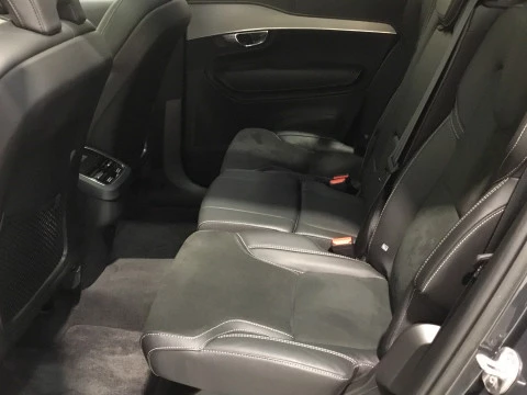 Volvo XC90 XC90 R-Design, B5 AWD mild hybrid 7 plazas (diésel), 7 Asientos