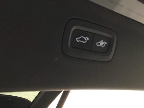 Volvo XC90 XC90 R-Design, B5 AWD mild hybrid 7 plazas (diésel), 7 Asientos