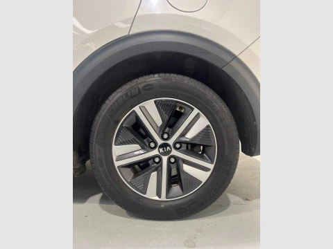 Kia Niro 1.6 GDi HEV 104kW (141CV) Emotion