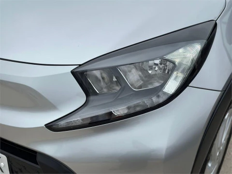 Toyota Aygo X Cross Cross Play