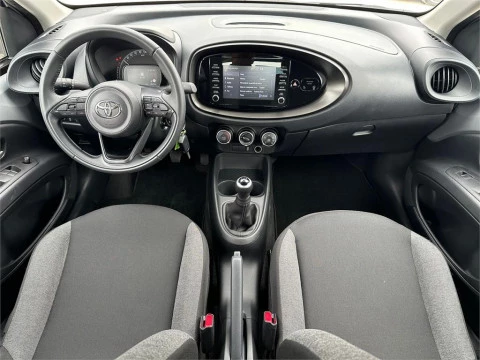 Toyota Aygo X Cross Cross Play