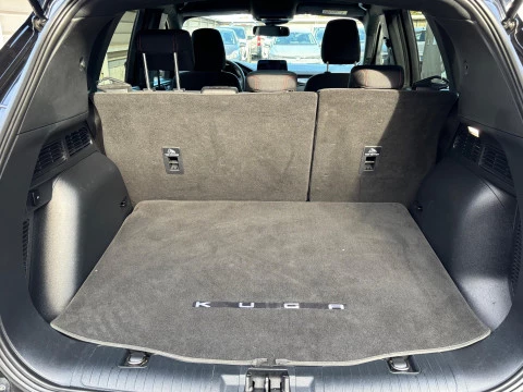 Ford Kuga ST-LINE 1.5 ECOBOOST 150CV 5P