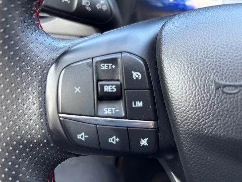 Ford Kuga ST-LINE 1.5 ECOBOOST 150CV 5P