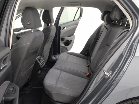 Volkswagen Golf 2.0 TDI 85KW MAS 115 5P