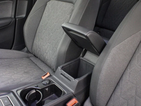 Volkswagen Golf 2.0 TDI 85KW MAS 115 5P