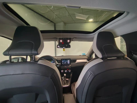 Renault Captur Fast Track E-TECH PHEV 160cv