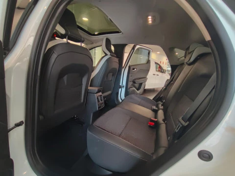 Renault Captur Fast Track E-TECH PHEV 160cv