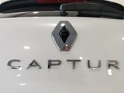 Renault Captur Fast Track E-TECH PHEV 160cv