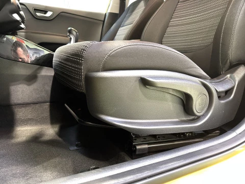 Kia Stonic 1.0 T-GDi MHEV Drive iMT 74 kW (100 CV)