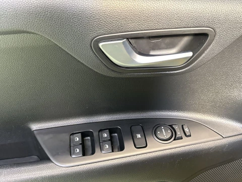 Kia Stonic 1.0 T-GDi MHEV Drive iMT 74 kW (100 CV)