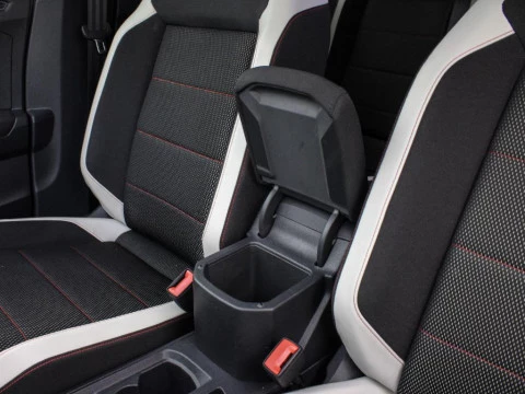Volkswagen T-Roc 2.0 TDI DSG 4WD SPORT 150 5P
