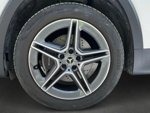 Mercedes-Benz GLB 200 d 4MATIC