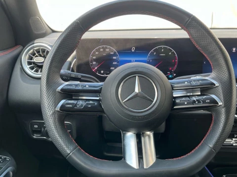 Mercedes-Benz GLB 200 d 4MATIC
