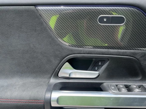 Mercedes-Benz GLB 200 d 4MATIC