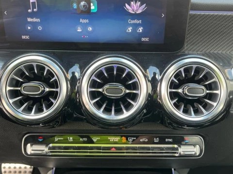 Mercedes-Benz GLB 200 d 4MATIC