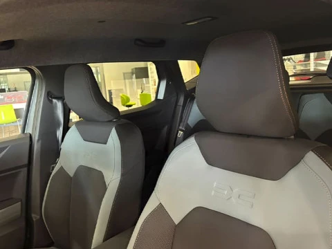 Dacia Duster Extreme hybrid-G 150 4x4