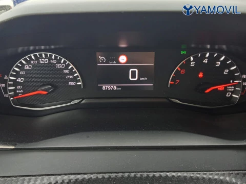 Peugeot 208 PureTech 100 Allure 75 kW (100 CV)