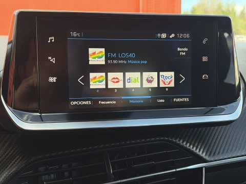 Peugeot 208 PureTech 100 Allure 75 kW (100 CV)