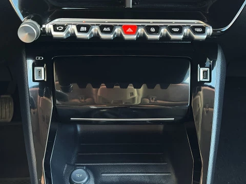 Peugeot 208 PureTech 100 Allure 75 kW (100 CV)