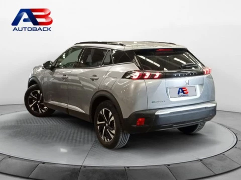 Peugeot e-2008 Eléctrico Allure 136 (100kW)