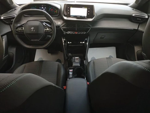 Peugeot e-2008 Eléctrico Allure 136 (100kW)