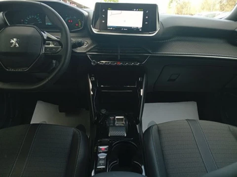 Peugeot e-2008 Eléctrico Allure 136 (100kW)