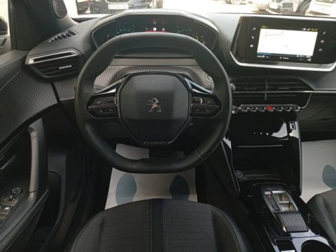 Peugeot e-2008 Eléctrico Allure 136 (100kW)