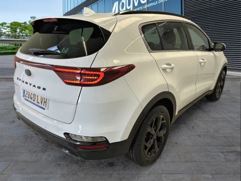 Kia Sportage 1.6 MHEV Black Edition 100kW (136CV) 4x2