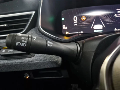 Renault Clio techno Eco-G 100cv (74kW)