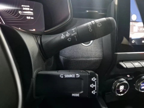 Renault Clio techno Eco-G 100cv (74kW)