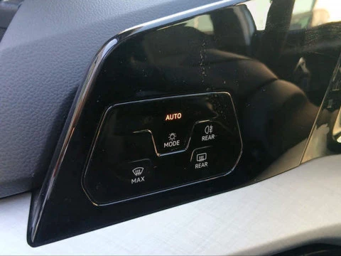 Volkswagen Golf Más 1.5 TSI 85 kW (116 CV)