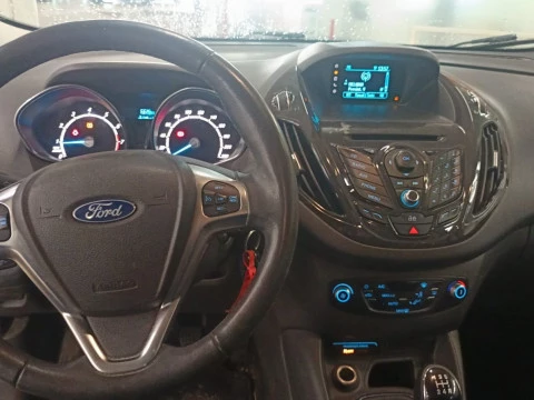 Ford Tourneo Courier 1.0 EcoBoost 100cv Titanium