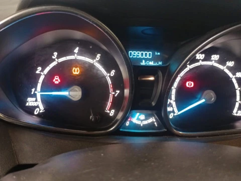 Ford Tourneo Courier 1.0 EcoBoost 100cv Titanium