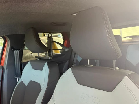 Dacia Duster Extreme hybrid 155