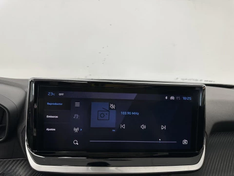 Peugeot 2008 Allure Gasolina 100 S&S 6 Vel. MAN