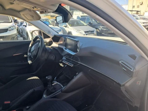 Peugeot 2008 Active BlueHDI 81kW (110CV)