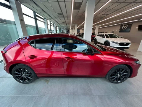 Mazda3  2.0 e-Skyactiv-G Homura Aut. 90kW