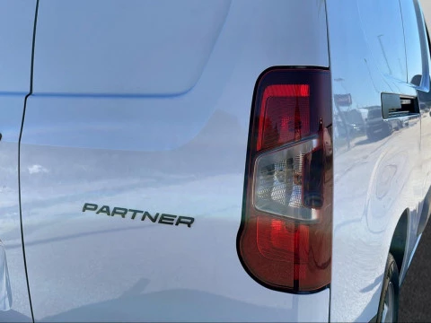 Peugeot Partner Furgón XL BlueHDi 100CV Manual