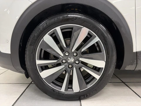 Peugeot 3008 BlueHDi 120 SANDS GT-Line Auto 88 kW (120 CV)