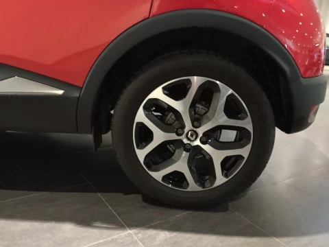 Renault Captur   TCe Zen 67kW