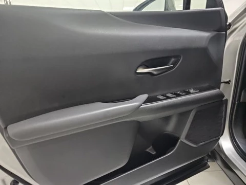 Lexus UX 2.0 250h Business