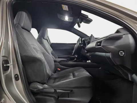 Lexus UX 2.0 250h Business
