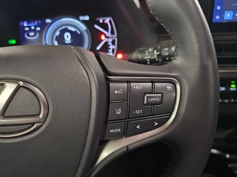 Lexus UX 2.0 250h Business