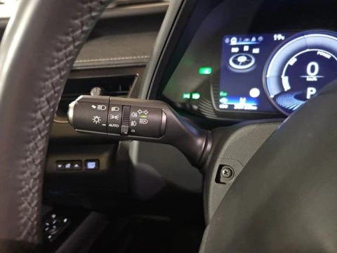 Lexus UX 2.0 250h Business